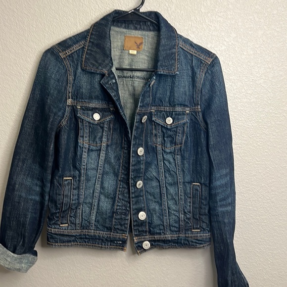 American Eagle Women’s Dark Wash Jean Jacket Medium - Picture 1 of 8